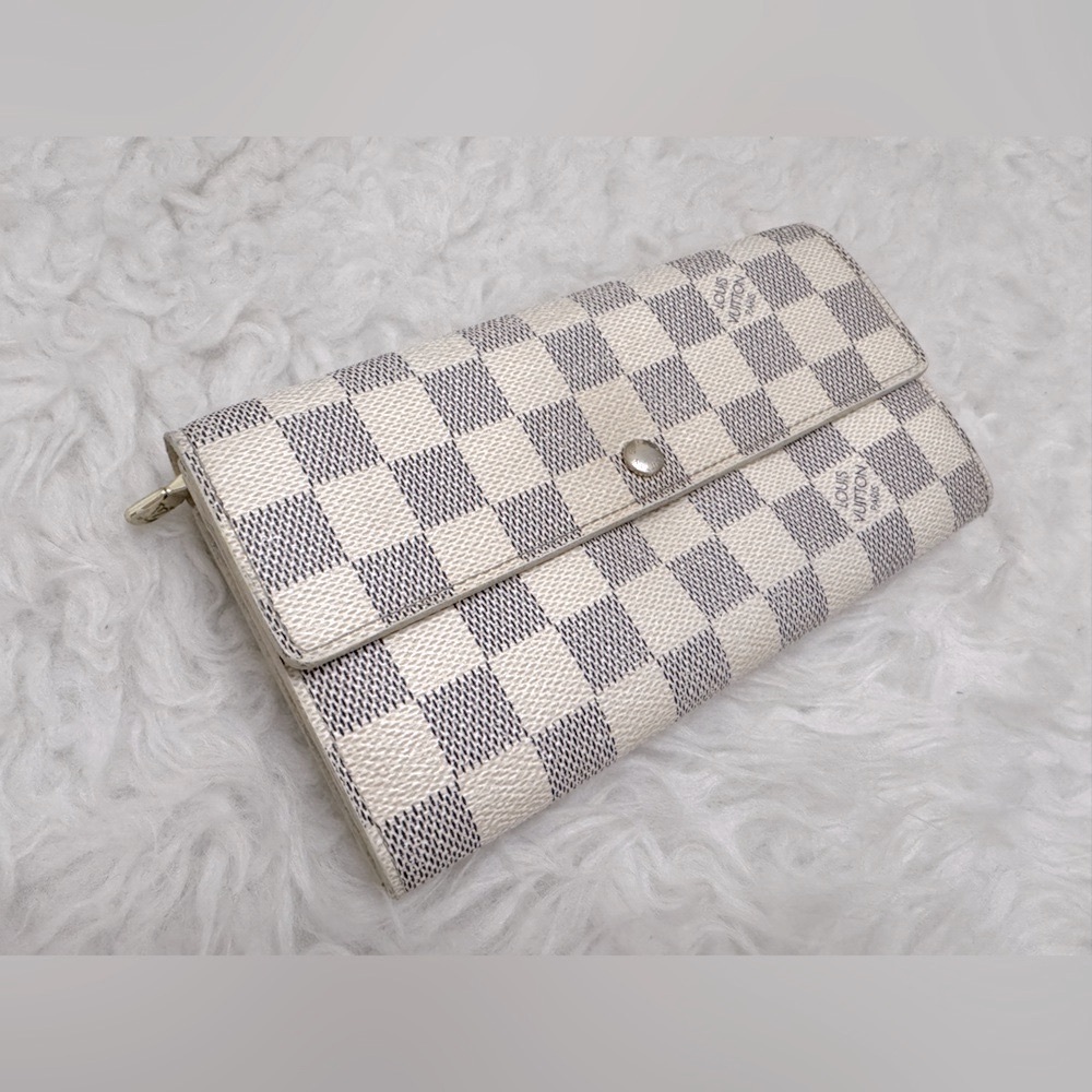 Louis Vuitton White and Gray Checkered Wallet
